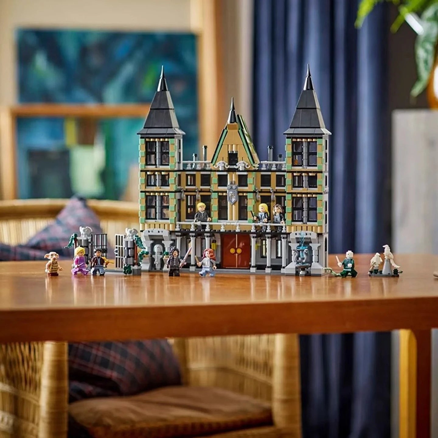 1600+ Pieces Harry *otter Series Movie-themed Limited Edition Malfoy Manor Assembling Logo Set for Children Toys